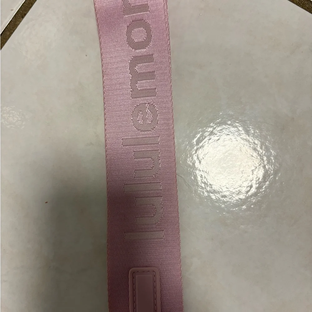Lululemon Keychain - Picture 4 of 6